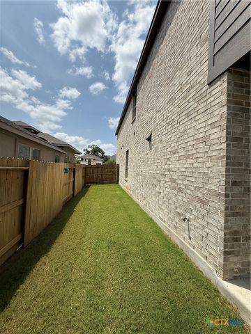 1768 Heritage Maples, New Braunfels, TX 78132