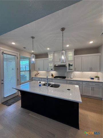 1768 Heritage Maples, New Braunfels, TX 78132