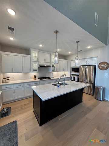 1768 Heritage Maples, New Braunfels, TX 78132