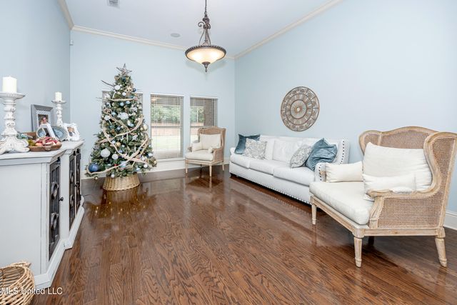 2119 Whitney Oaks Drive, Ocean Springs, MS 39564