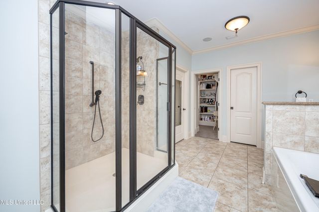 2119 Whitney Oaks Drive, Ocean Springs, MS 39564