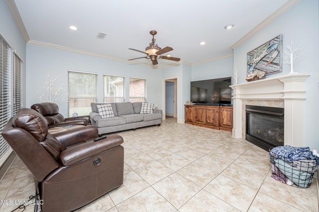 2119 Whitney Oaks Drive, Ocean Springs, MS 39564