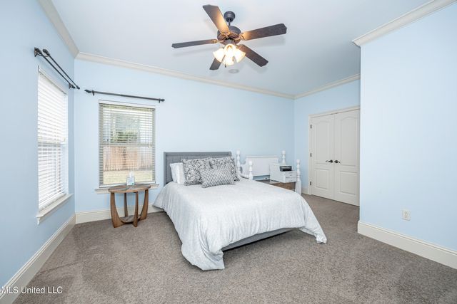 2119 Whitney Oaks Drive, Ocean Springs, MS 39564