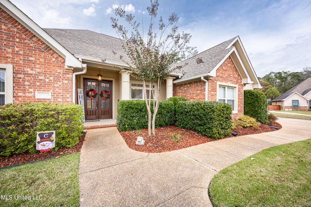 2119 Whitney Oaks Drive, Ocean Springs, MS 39564