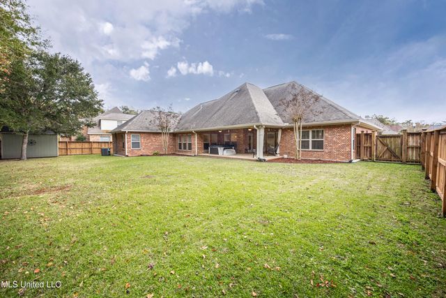 2119 Whitney Oaks Drive, Ocean Springs, MS 39564