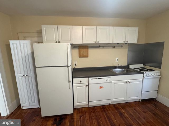 201 CAPON ST, Strasburg, VA 22657