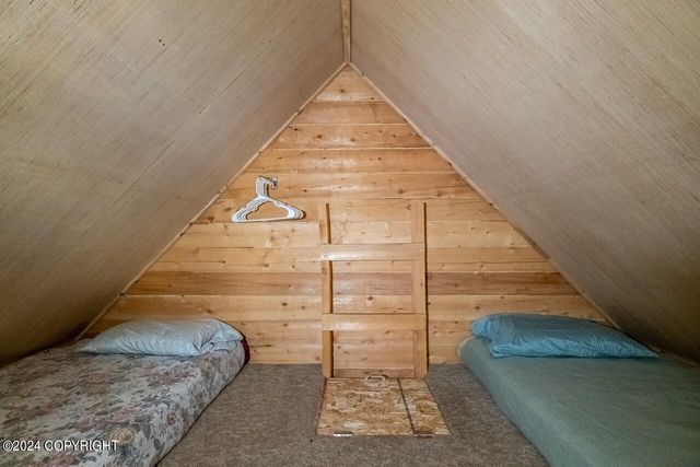 65449 Lingonberry Road, Ninilchik, AK 99639