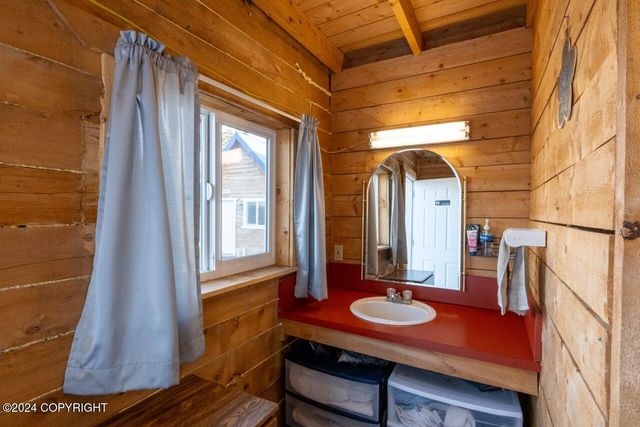 65449 Lingonberry Road, Ninilchik, AK 99639