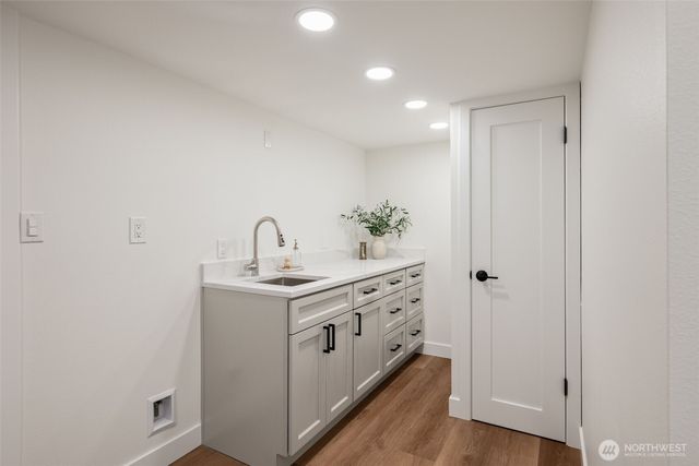 8711 28th Avenue NW, Seattle, WA 98117