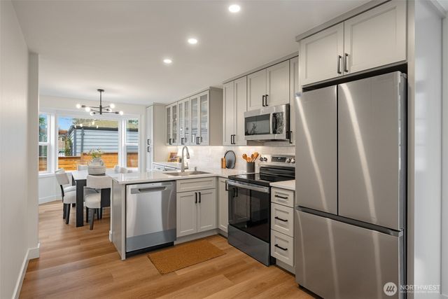 8711 28th Avenue NW, Seattle, WA 98117