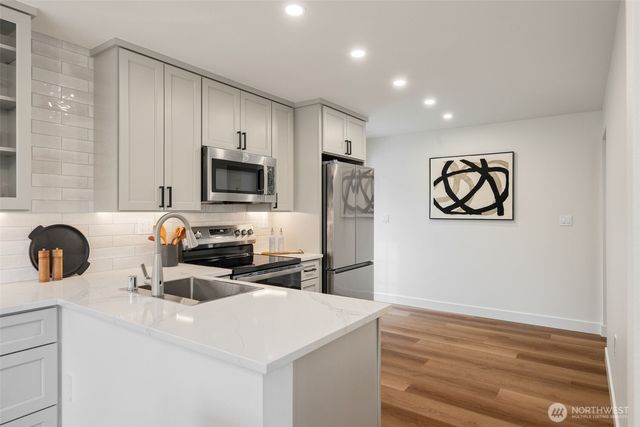 8711 28th Avenue NW, Seattle, WA 98117