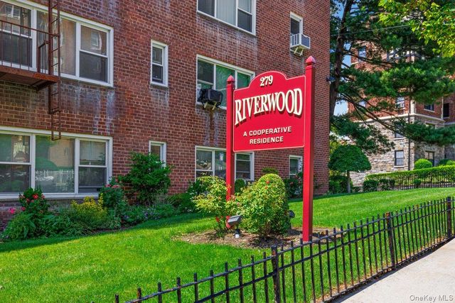 279 N Broadway 7A, Yonkers, NY 10701