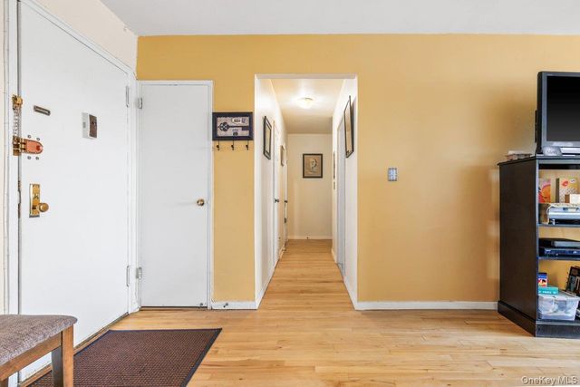279 N Broadway 7A, Yonkers, NY 10701