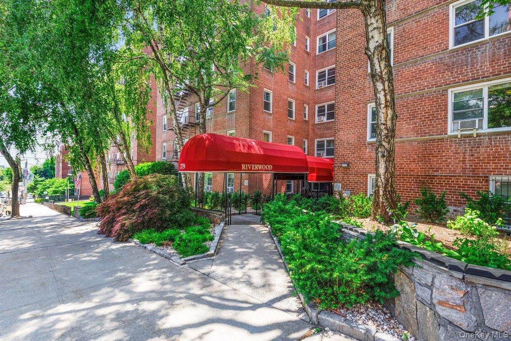 279 N Broadway 7A, Yonkers, NY 10701