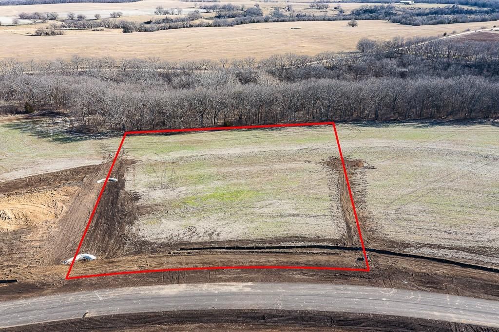 Lot 21 235th Street, Tonganoxie, KS 66086