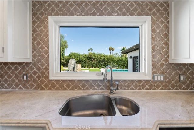 72408 Desert Drive, Rancho Mirage, CA 92270