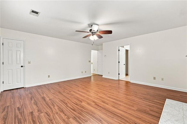 16 Wood Forest Drive SW, Cartersville, GA 30120