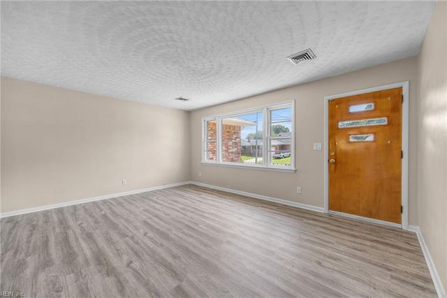 2445 Lindbergh AVE, Chesapeake, VA 23325