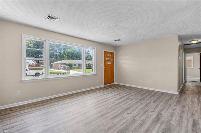2445 Lindbergh AVE, Chesapeake, VA 23325