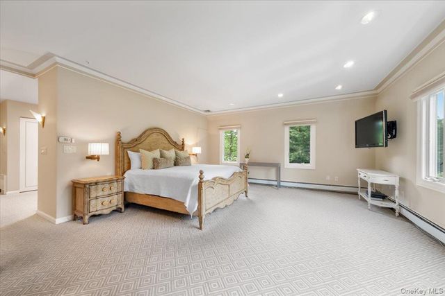 80 High Point Road, Scarsdale, NY 10583