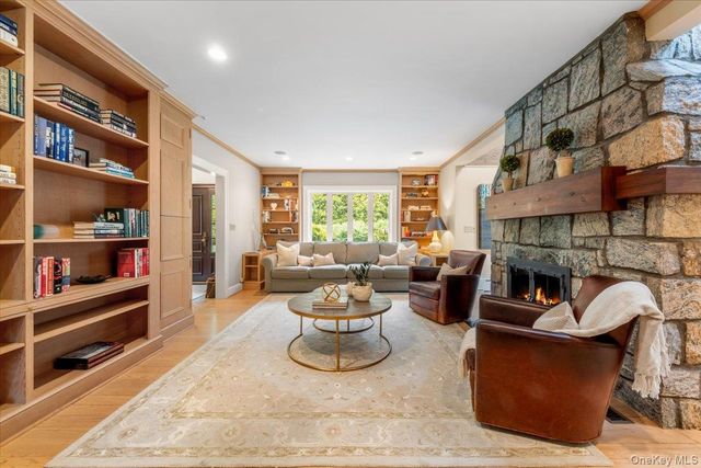 80 High Point Road, Scarsdale, NY 10583