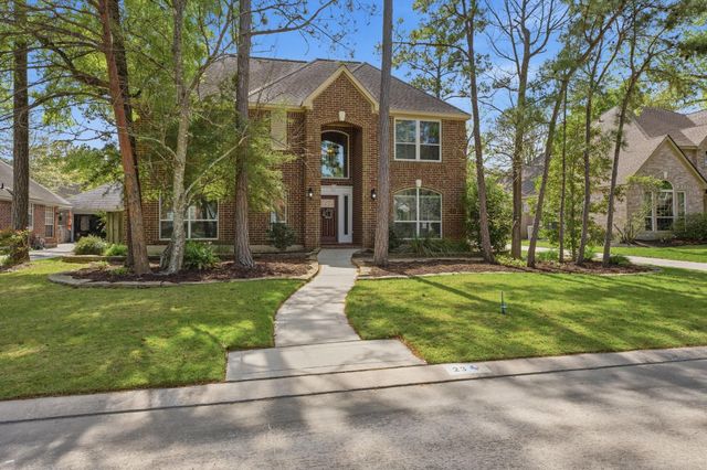 23 Sparklewood Place, The Woodlands, TX 77381