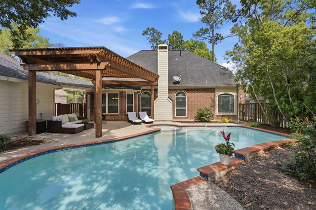 23 Sparklewood Place, The Woodlands, TX 77381