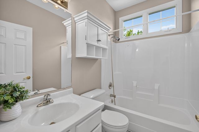 4400 Ep True Parkway 64, West Des Moines, IA 50265