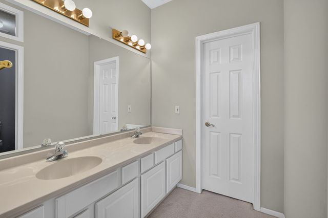 4400 Ep True Parkway 64, West Des Moines, IA 50265