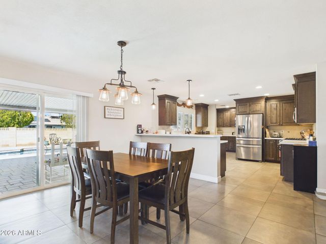 3110 E LUPINE Avenue, Phoenix, AZ 85028