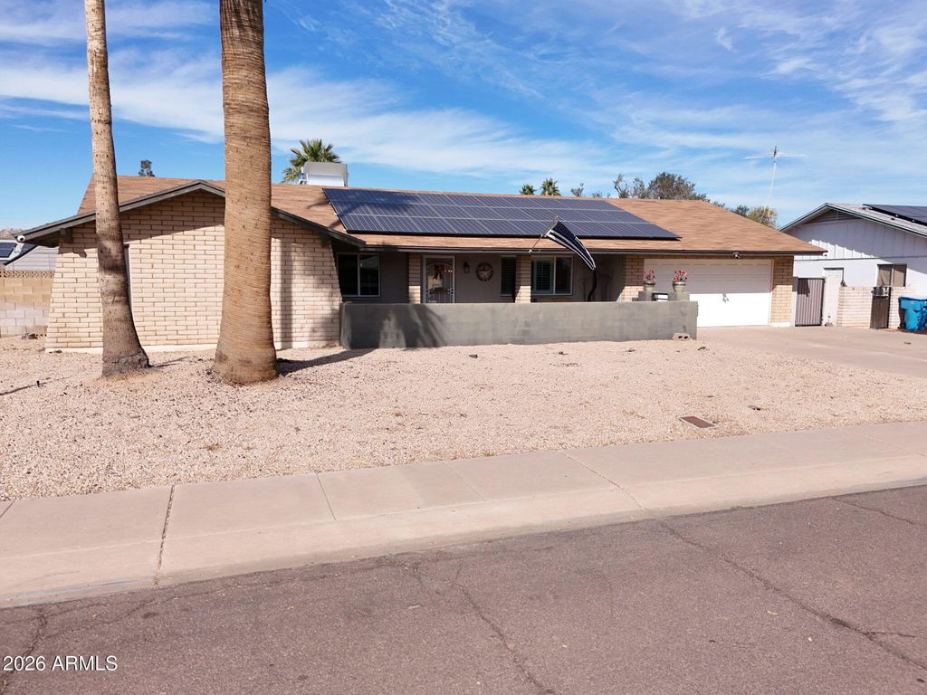 3110 E LUPINE Avenue, Phoenix, AZ 85028