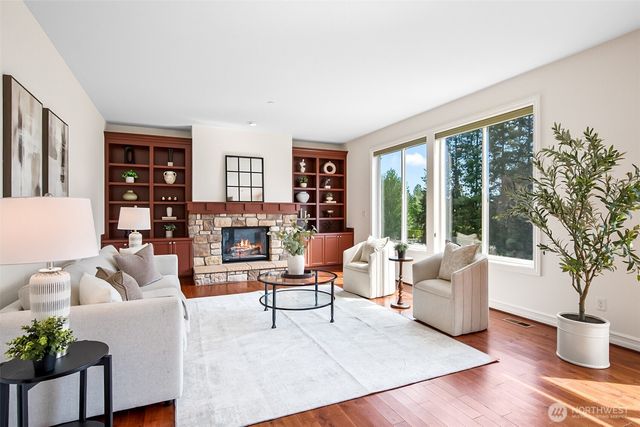 11572 174th Court NE, Redmond, WA 98052