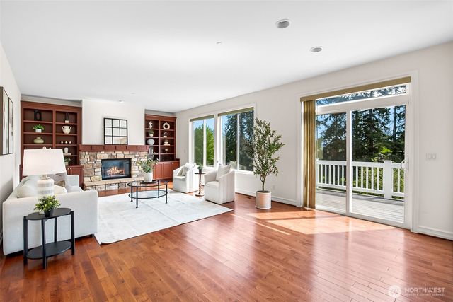 11572 174th Court NE, Redmond, WA 98052