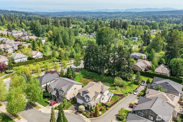 11572 174th Court NE, Redmond, WA 98052