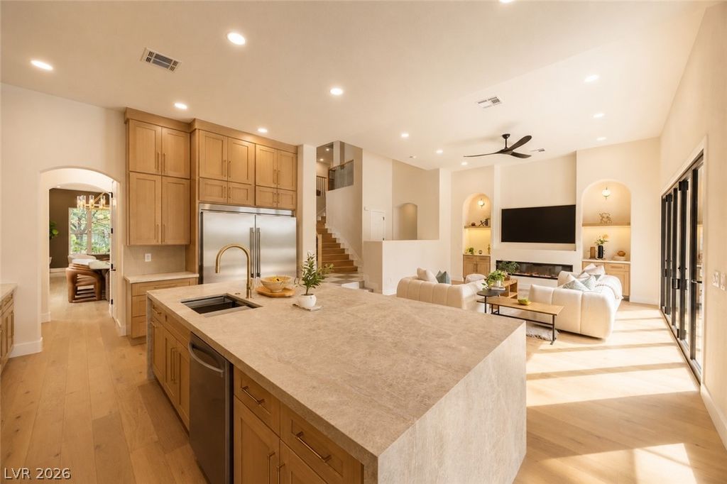 305 Prince Charming Court, Las Vegas, NV 89145 — photo 3