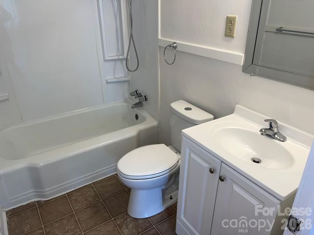 1308 Kings Drive S, Charlotte, NC 28207
