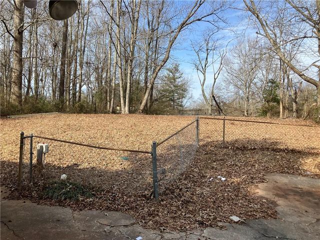 8475 Lee Road, Lithia Springs, GA 30122