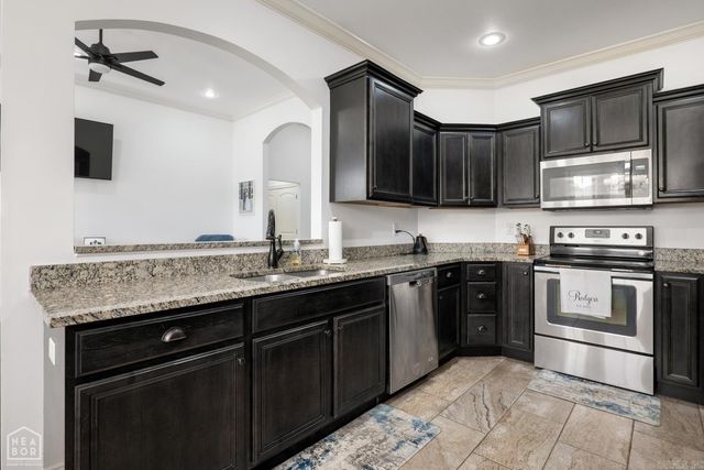 425 Brookstone Drive, Jonesboro, AR 72404