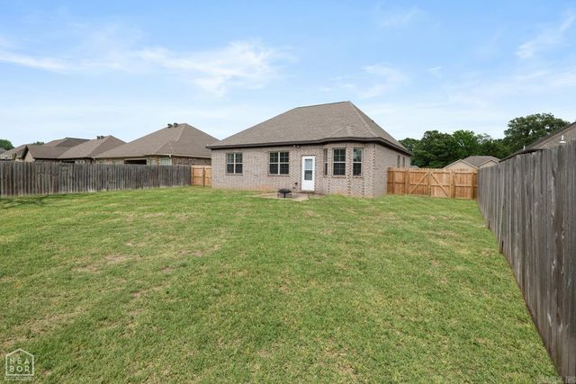 425 Brookstone Drive, Jonesboro, AR 72404