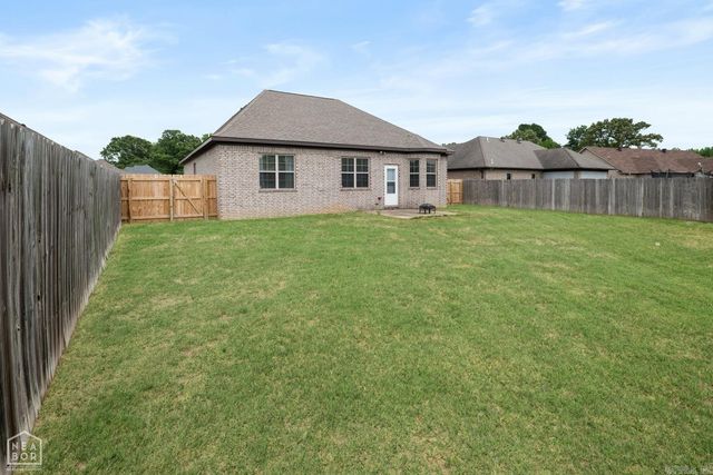 425 Brookstone Drive, Jonesboro, AR 72404