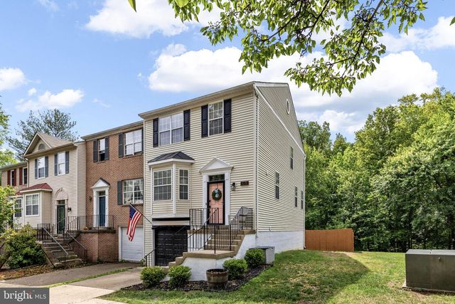 107 CROSSING RD, Fredericksburg, VA 22406
