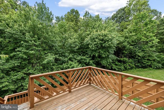 107 CROSSING RD, Fredericksburg, VA 22406