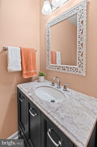 107 CROSSING RD, Fredericksburg, VA 22406