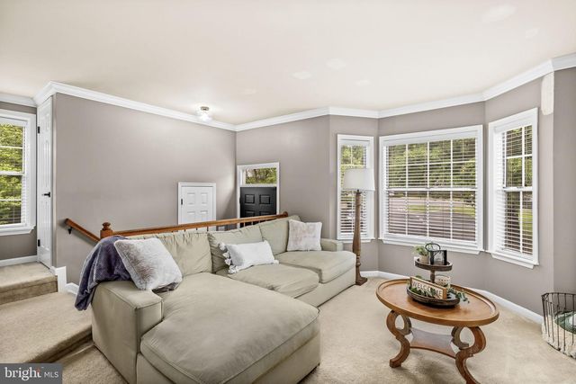 107 CROSSING RD, Fredericksburg, VA 22406