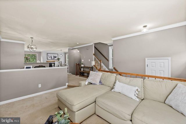 107 CROSSING RD, Fredericksburg, VA 22406