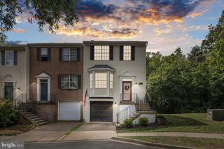 107 CROSSING RD, Fredericksburg, VA 22406