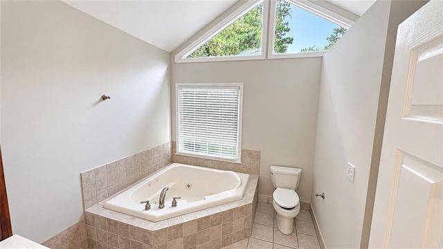 2370 Friars Gate Drive, Lawrenceville, GA 30043
