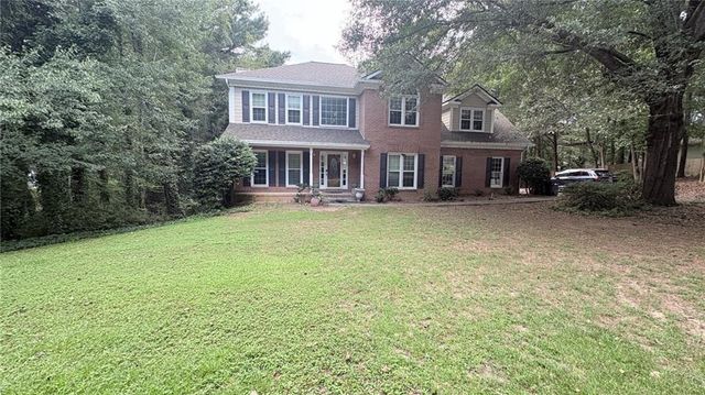 2370 Friars Gate Drive, Lawrenceville, GA 30043