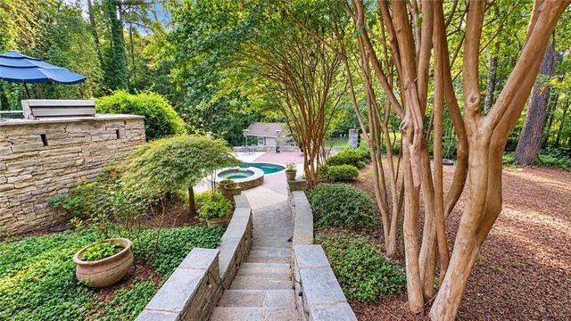 2370 Friars Gate Drive, Lawrenceville, GA 30043