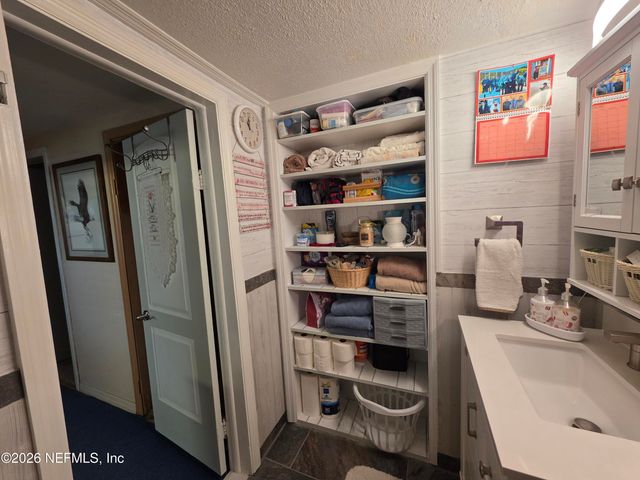 508 EDGEWOOD Avenue, Crescent City, FL 32112